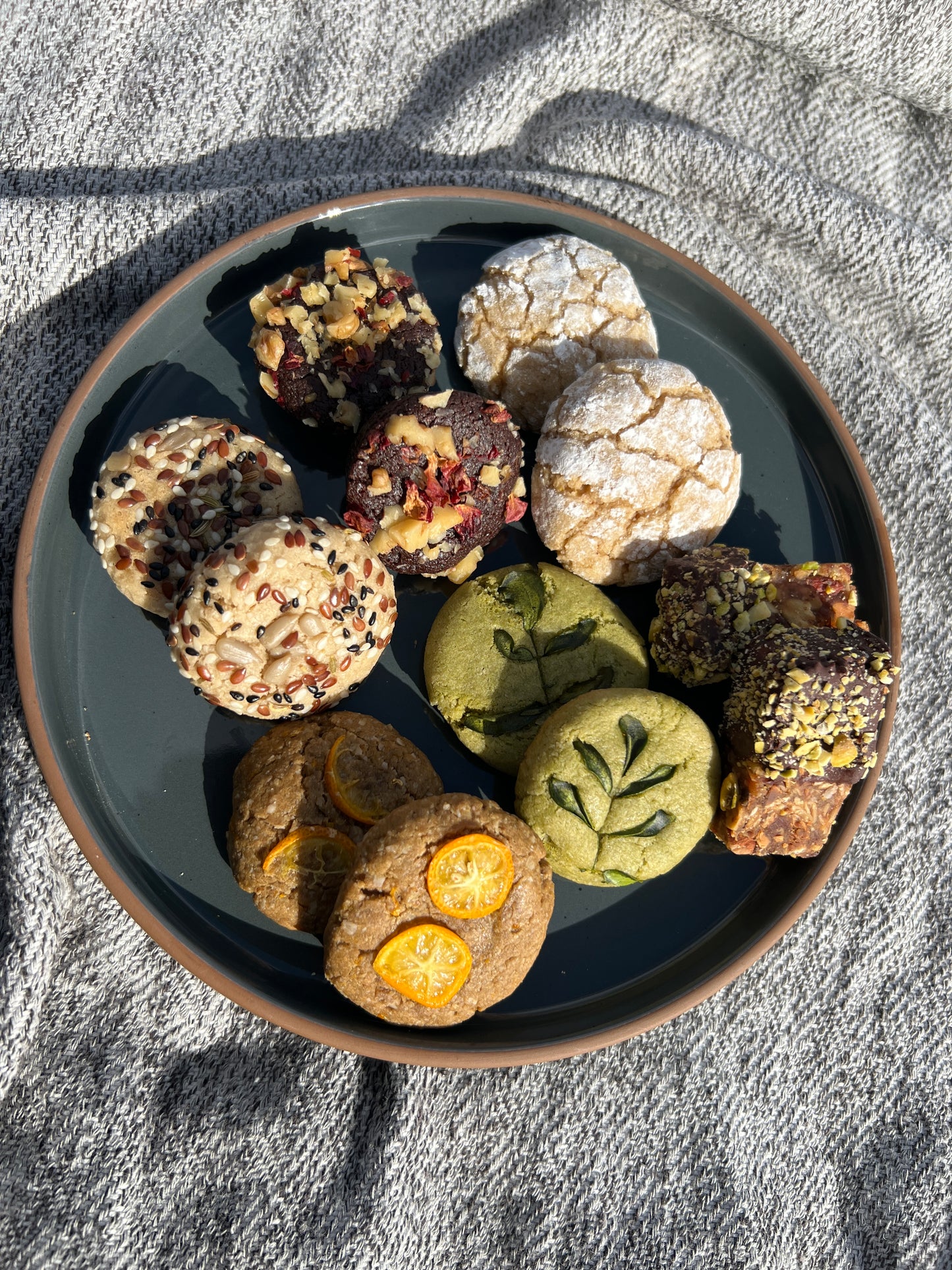 APOTHECARY - TREATS, TEAS, HERBAL SOUP FORMULA